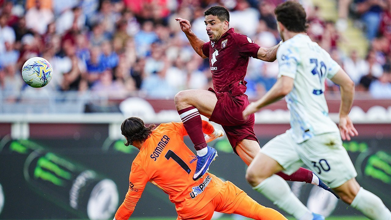 Sempat Unggul Dua Gol, Inter Ditahan Torino 2-2 dalam Laga Dramatis