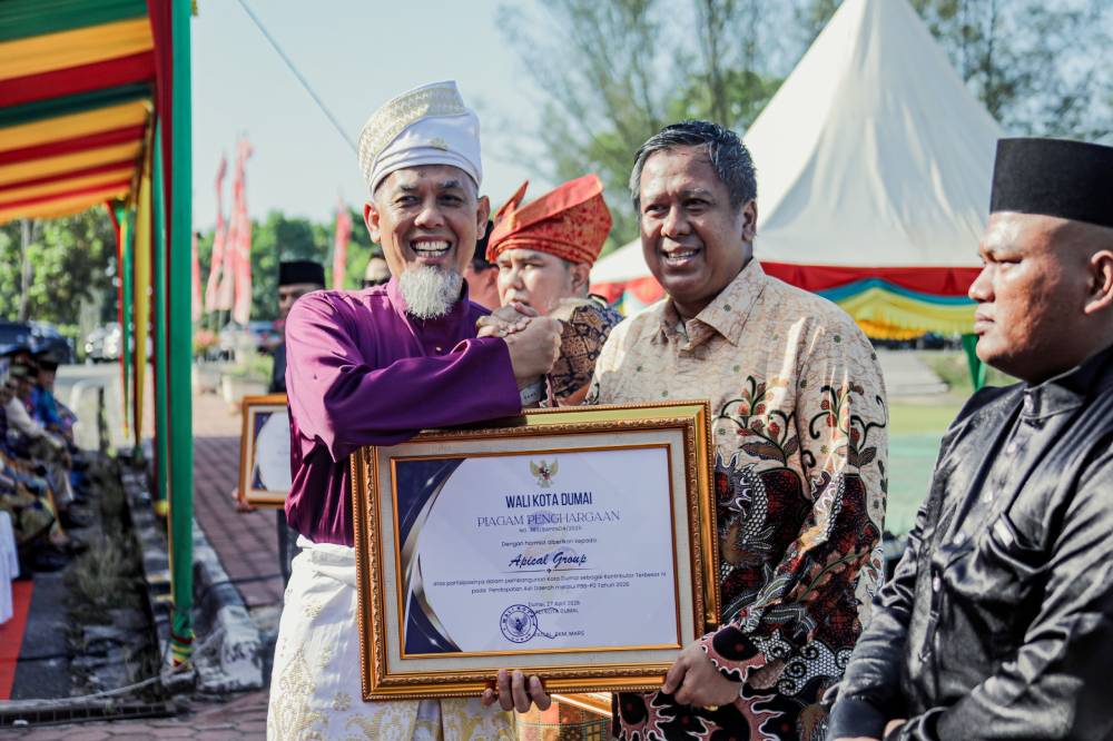 HUT ke-27 Dumai, Wali Kota Paisal Beri Penghargaan untuk Wajib Pajak dan ASN Berprestasi