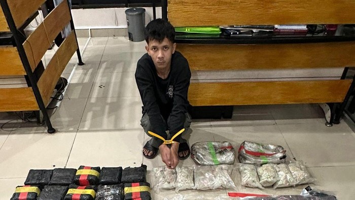 Kejar-kejaran di Dumai, Polisi Bongkar Peredaran 18 Kg Sabu Jaringan Internasional