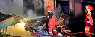 Damkar Bergerak Cepat, Kebakaran Rumah Makan di Singingi Hilir Berhasil Dikendalikan