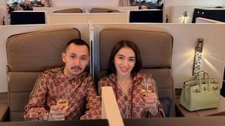 Diduga Putus, Pesan Bahasa Inggris Angel Karamoy Picu Kritik Netizen