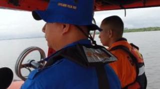 Pria di Meranti Hilang Usai Diduga Melompat dari Kapal Dumai Line, Tim SAR Lakukan Pencarian