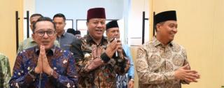 Hadiri Pelantikan IKLB Kuansing, Bupati Suhardiman Ajak Perantau Bersinergi Bangun Daerah