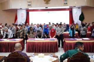 Perkuat Integritas Pajak, 310 Personel Samsat Riau Teken Pakta Integritas