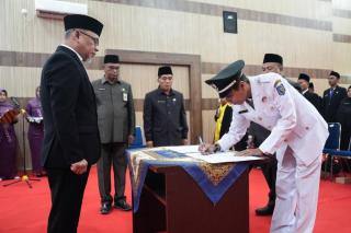 Sekda Dumai Lantik 12 Pejabat, Dorong Kinerja dan Pelayanan Publik Lebih Optimal
