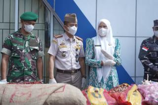 48 Ton Pangan Ilegal Dimusnahkan di Tembilahan, Wabup Inhil Tegaskan Perang terhadap Penyelundupan