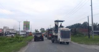 Jelang MTQ Riau dan Pacu Jalur 2026, Perbaikan Jalan Nasional di Kuansing Mulai Dikebut