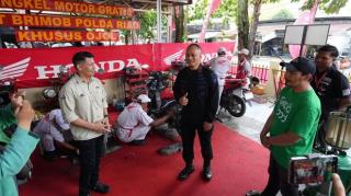 Kapolda Riau Resmikan Bengkel Gratis untuk Ojol di Mako Brimob Pekanbaru