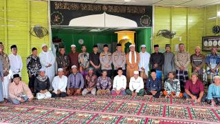 Kapolres Rohil dan Brimob Gelar Sholat Jumat di 3 Masjid