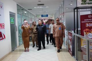 Plt Gubri Tinjau RSUD Arifin Achmad, Tekankan Peningkatan Mutu Layanan Kesehatan