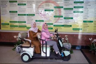 RSUD Arifin Achmad Sediakan Motor Listrik Gratis untuk Mobilitas Pasien