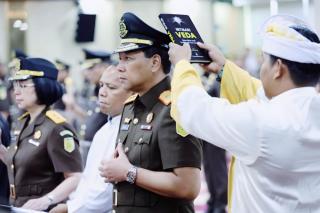 I Dewa Gede Wirajana Resmi Dilantik sebagai Kajati Riau, Gantikan Sutikno