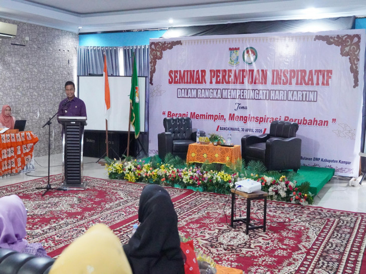 Bupati Buka Seminar Perempuan Inspiratif, Dorong Kesetaraan Gender di Kabupaten Kampar