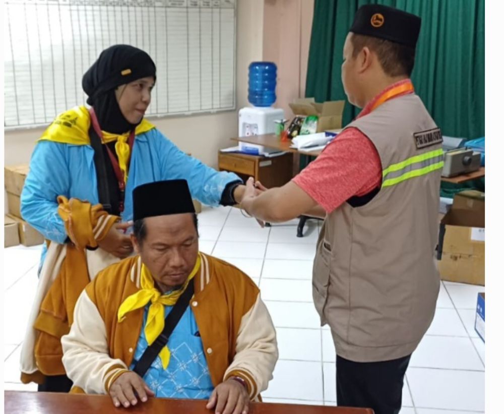 Sempat Tertunda karena Sakit, Dua Jemaah Haji Asal Rohil Akhirnya Berangkat ke Tanah Suci