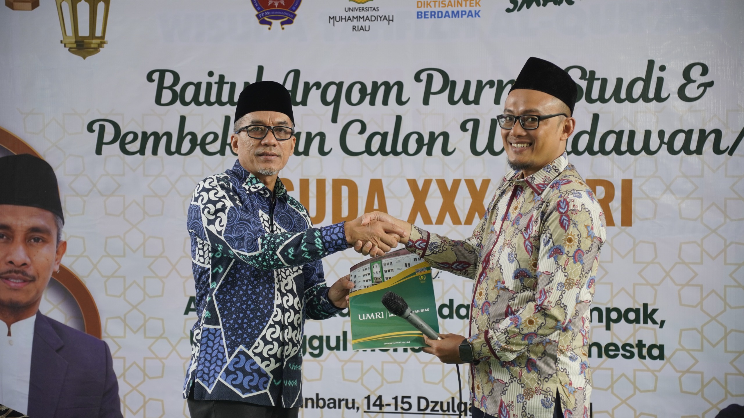 Baitul Arqom UMRI Bekali Calon Wisudawan dengan Karakter Solutif dan Semangat Berdampak