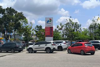 Pertamina Tambah Pasokan Pertalite hingga 50 Persen, Antrean di Riau Diharapkan Terurai