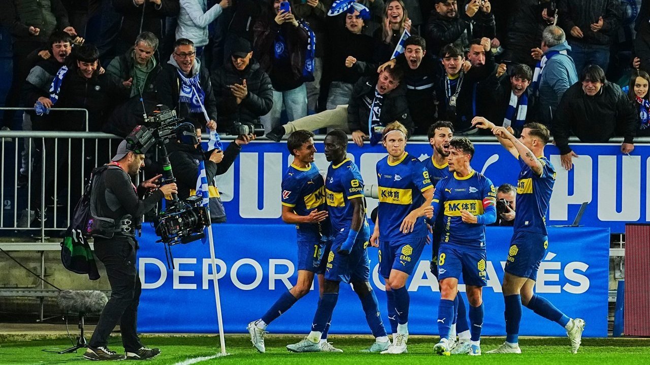 Barcelona Tumbang dari Alaves, Blaugrana Takluk 0-1 Usai Pastikan Gelar LaLiga