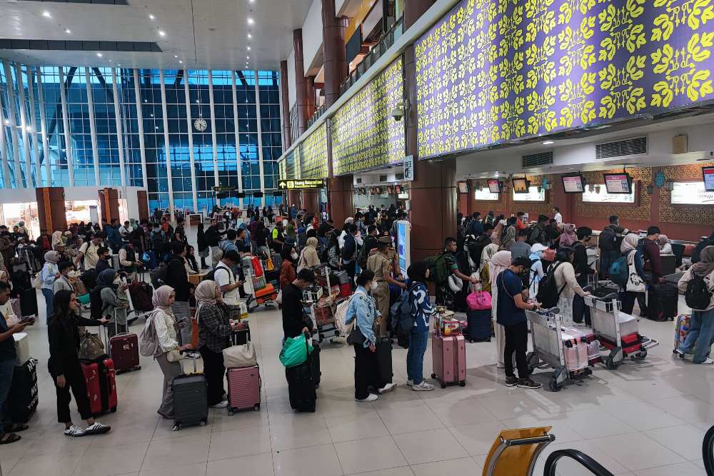 Libur Panjang Kenaikan Yesus Kristus Belum Dongkrak Arus Penumpang di Bandara SSK II Pekanbaru