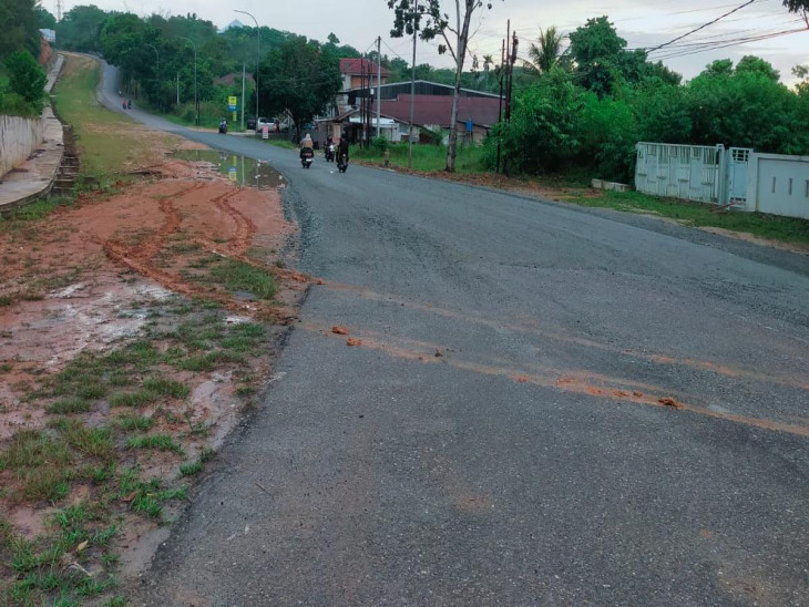 Pemda Kampar Genjot Perbaikan Jalan di Bangkinang dan Bangkinang Kota Meski Anggaran Efisiensi