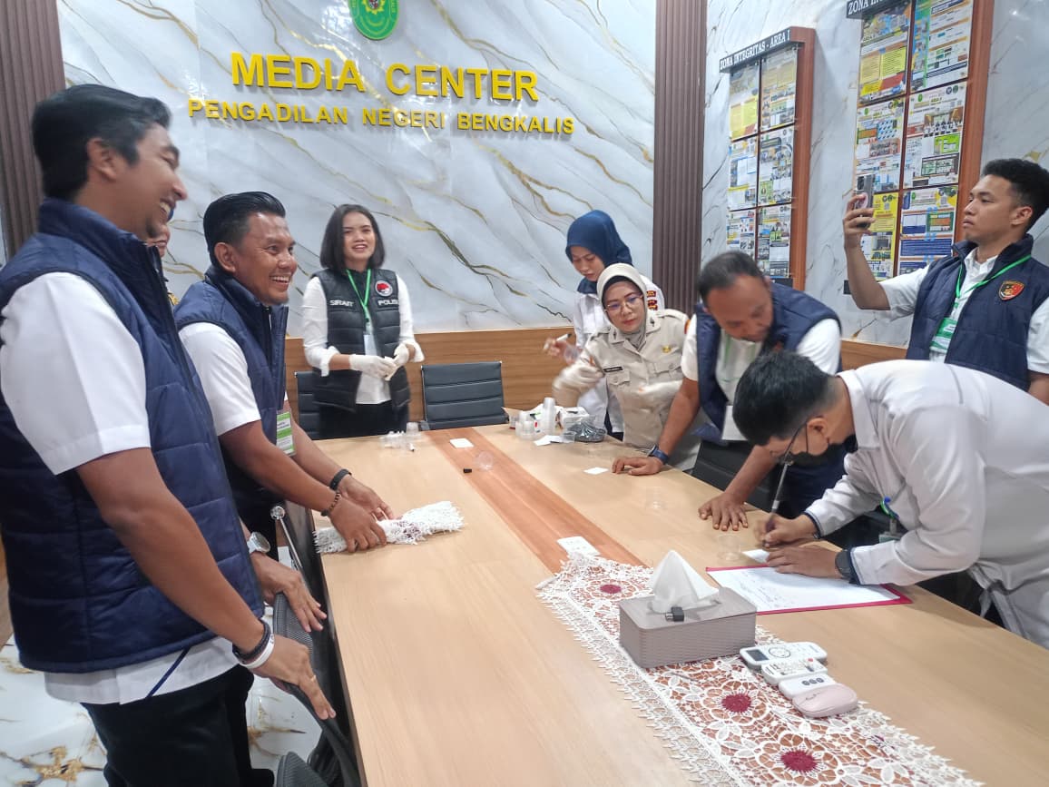 Puluhan Hakim dan ASN PN Bengkalis Jalani Tes Urine Mendadak, Hasilnya Seluruhnya Negatif