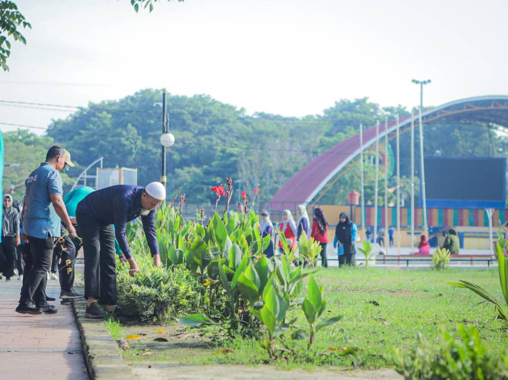 Wako Dumai Terbitkan Instruksi Pengelolaan Sampah Plastik, ASN Wajib Jadi Contoh Kebersihan