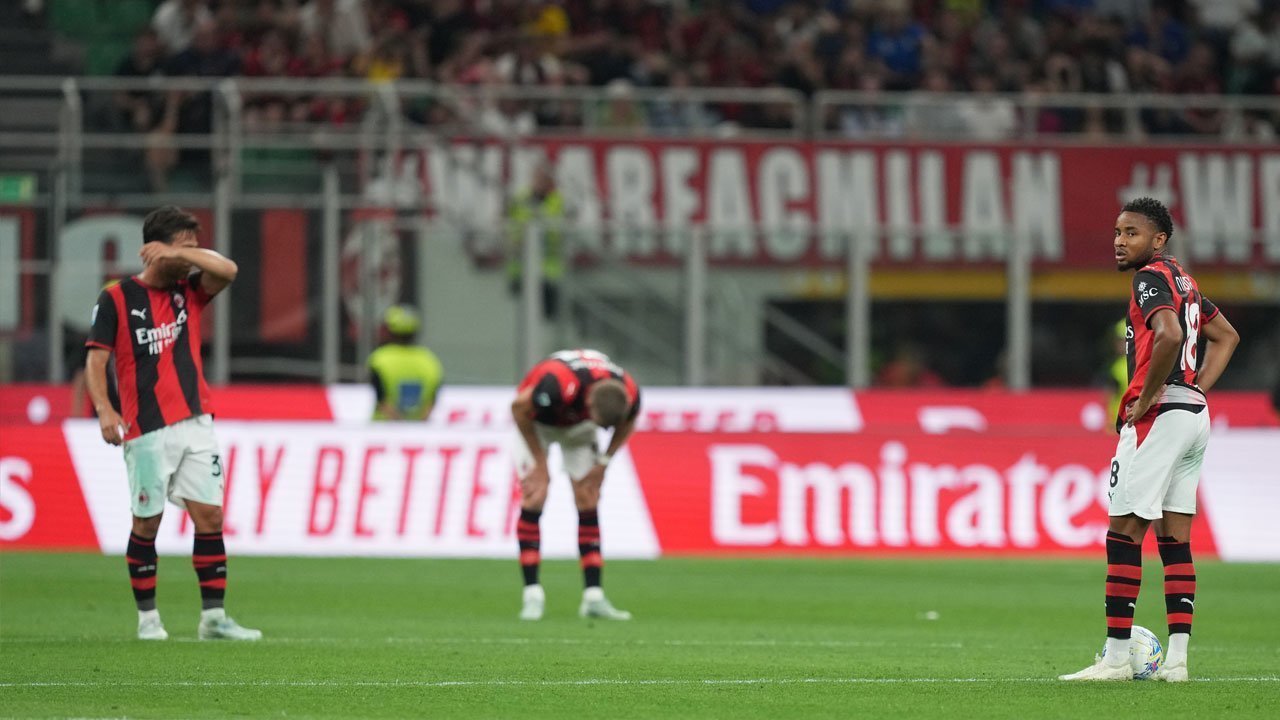 AC Milan Tumbang dari Cagliari, Rossoneri Gagal Amankan Tiket Liga Champions