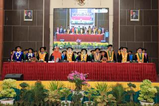 UIN Suska Riau Gelar Wisuda 2026, Orasi Ilmiah Soroti Pentingnya Kecerdasan Finansial di Era Digital