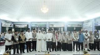 Wabup Yuliantini Lepas 173 Jemaah Haji Inhil, Suasana Khidmat Penuh Harap
