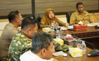 Distribusi BBM Tersendat di Pelosok Siak, Bupati Afni Desak BPH Migas Cari Solusi