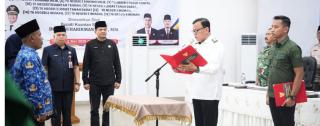 Bupati Kuansing Lantik 36 Kepala Sekolah dan 1 Pejabat Fungsional
