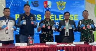 Petugas Bandara SSK II Gagalkan Penyelundupan 919 Gram Sabu dan 1.653 Ekstasi Tujuan Sulsel