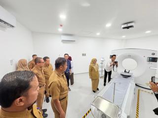 Bupati Ahmad Yuzar Tinjau Fasilitas CT Scan RSUD Bangkinang, Perkuat Layanan Kesehatan Daerah
