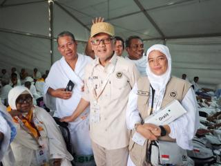 Menteri Haji RI Tinjau Jamaah Haji Kampar di Arafah, Pastikan Kesiapan Hadapi Puncak Armuzna