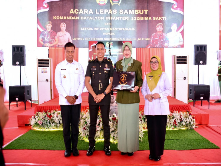 Bupati dan Wakil Bupati Kampar Hadiri Serah Terima Jabatan Danyonif 132/BS