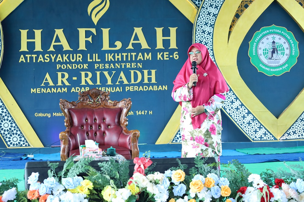 Bupati Afni: Pesantren Pilar Penting Mencetak Generasi Berilmu dan Berakhlak