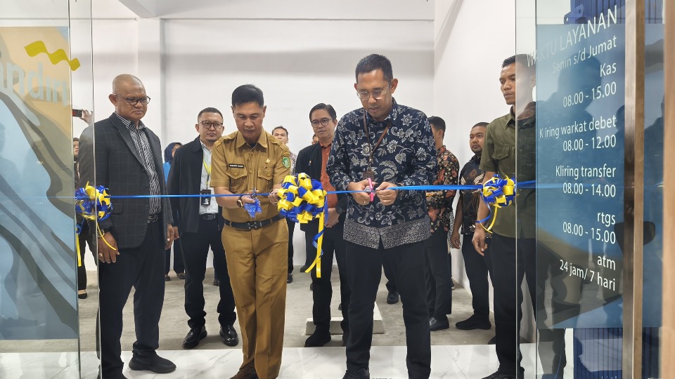 Sekda Meranti Resmikan Gedung Baru Bank Mandiri Selatpanjang