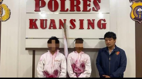 Demi Konten Viral, Dua Pemuda di Kuansing Keliling Naik Motor Berkostum Pocong