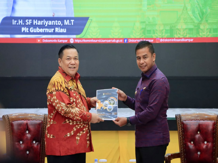 Bupati Ahmad Yuzar Sambut Plt Gubri di Kampar, Bahas Pajak Daerah dan Koperasi Merah Putih