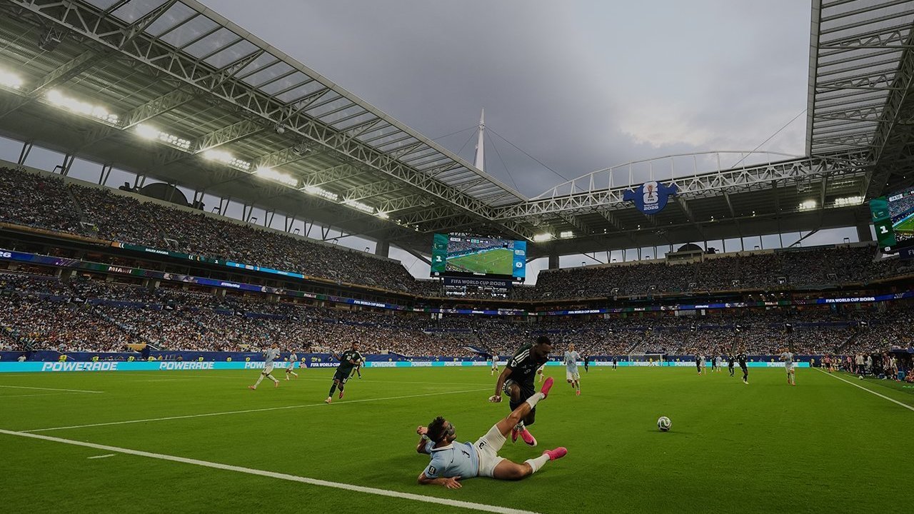 Arab Saudi Tampil Tangguh, Uruguay Dipaksa Berbagi Poin di Miami