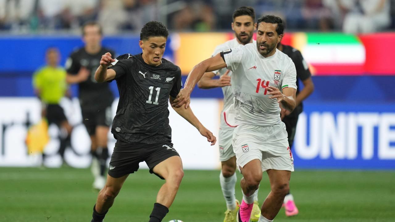 Drama Empat Gol di Grup G, Iran Selamat dari Kekalahan atas Selandia Baru