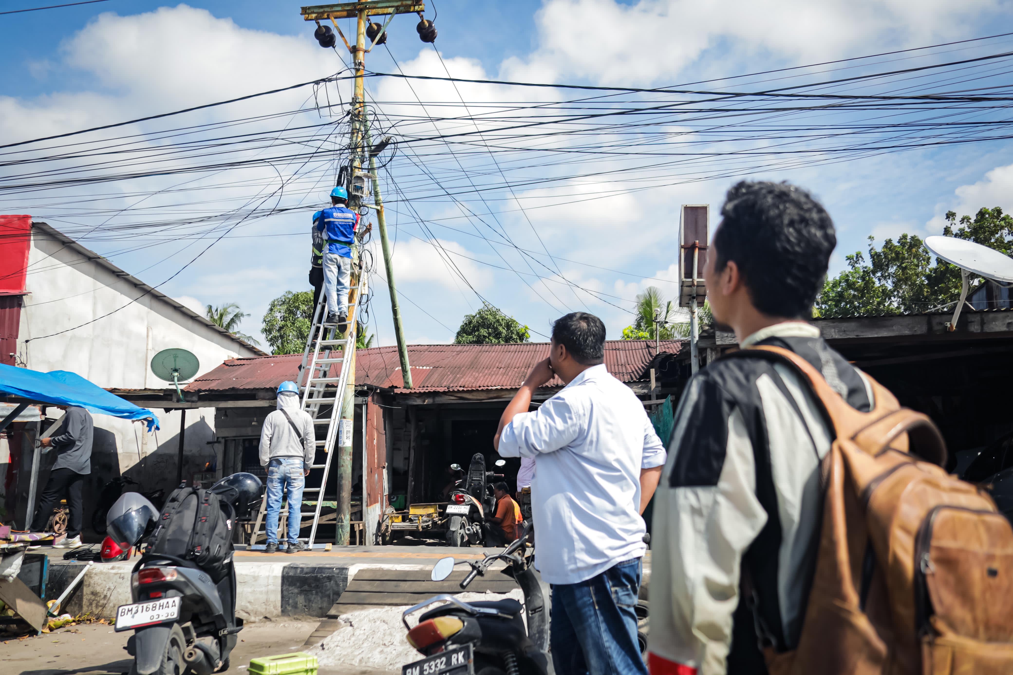 Pemko Dumai Bersama Diskominfo dan Provider Lakukan Penataan Massal Kabel FO Jalur Protokol