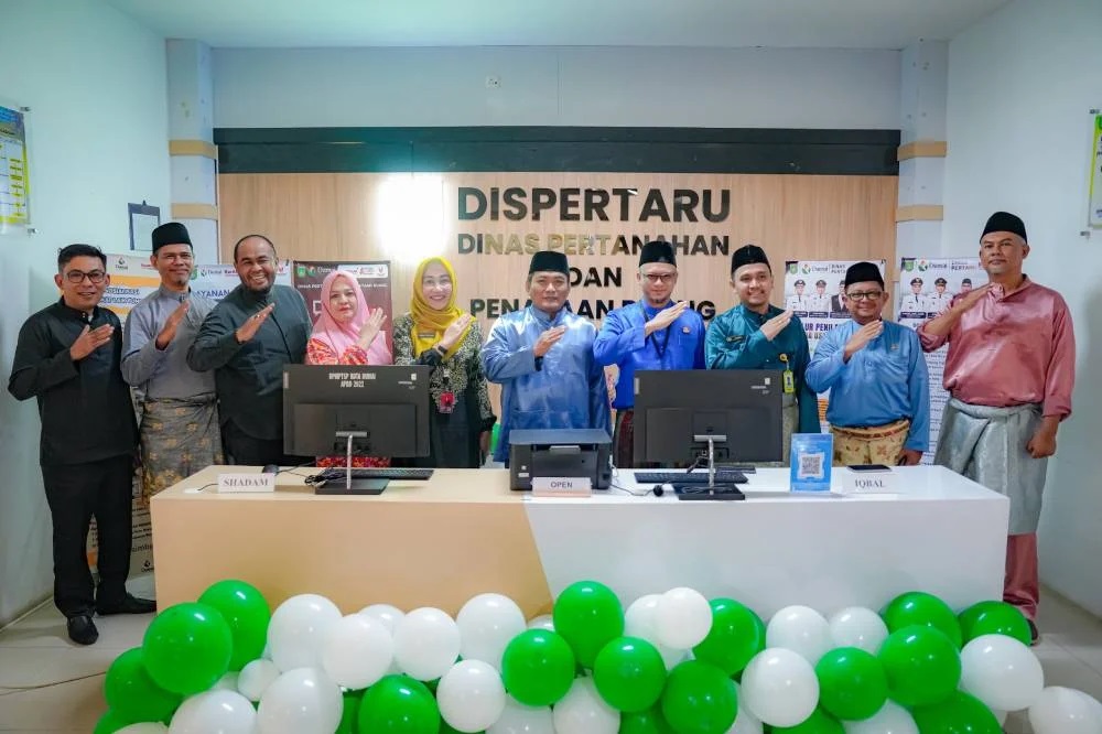 Wawako Dumai Resmikan Stand Perizinan Dispetaru di Mal Pelayanan Publik
