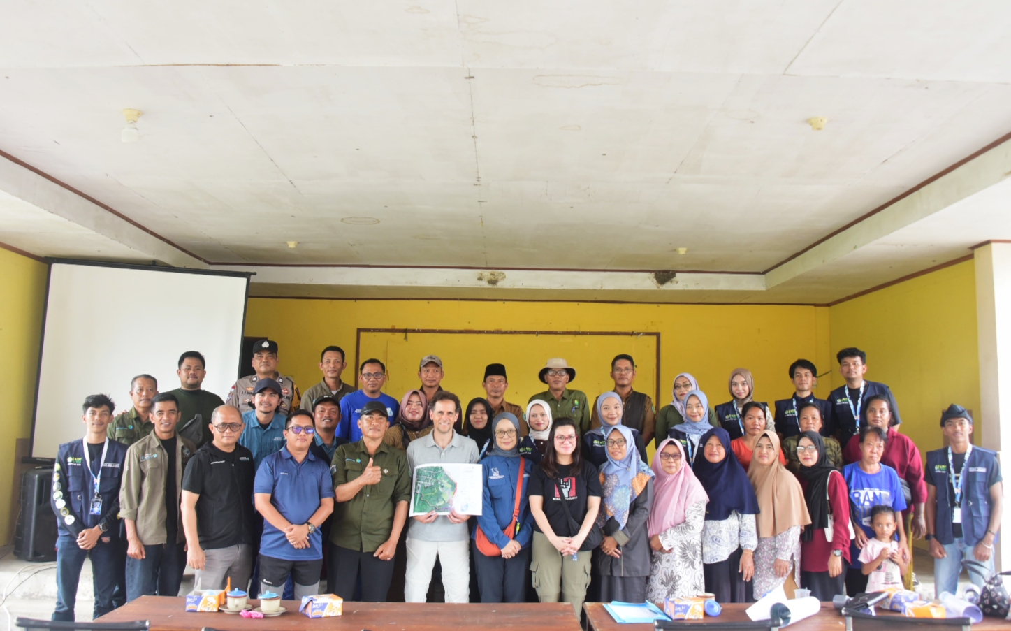 YKAN Tinjau Progres Restorasi Mangrove Teluk Pambang