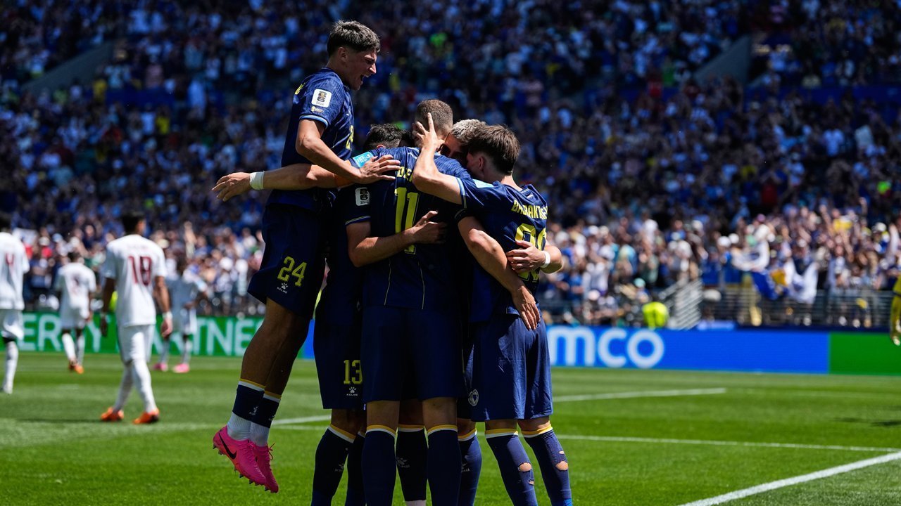 Bosnia-Herzegovina Tundukkan Qatar 3-1, Asa Lolos ke Babak 32 Besar Masih Terjaga
