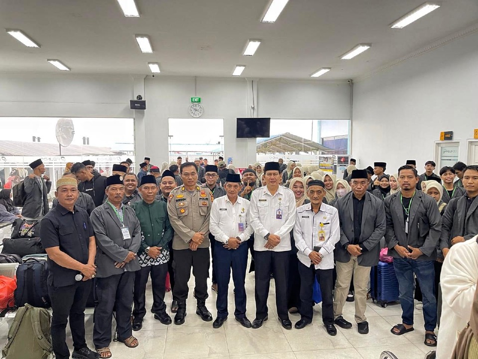 Lepas 112 Kafilah MTQ ke Kuansing, Pemkab Meranti Bidik Prestasi di Tingkat Provinsi