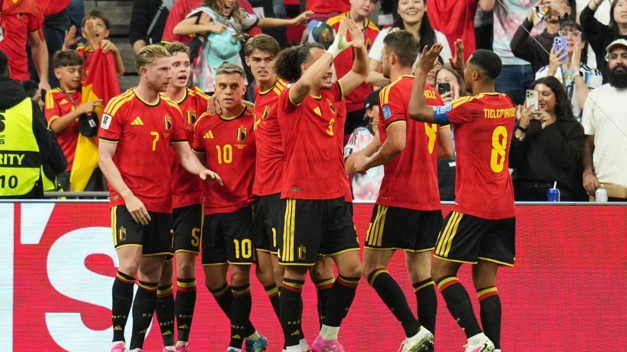 Belgia Pesta Gol ke Gawang Selandia Baru, Lolos ke 32 Besar sebagai Juara Grup G