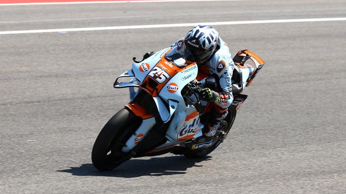 Raul Fernandez Juara Sprint Race MotoGP Belanda 2026, Duo Trackhouse Kuasai Podium Assen