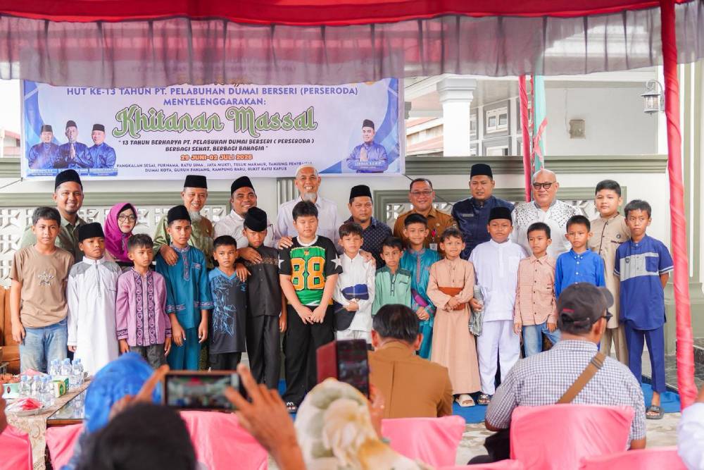 PT Pelabuhan Dumai Berseri Gelar Khitanan Massal dan Rehabilitasi Rumah Layak Huni