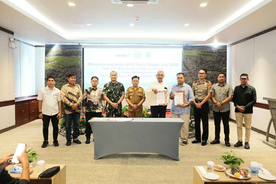 Bupati Asmar dan PT RAPP Perkuat Kolaborasi Lewat Program Desa Bebas Api di Pulau Padang