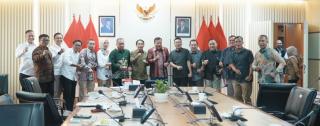 Bupati Suhardiman Temui Menteri Kehutanan, Perjuangkan Legalitas Lahan Masyarakat Kuansing